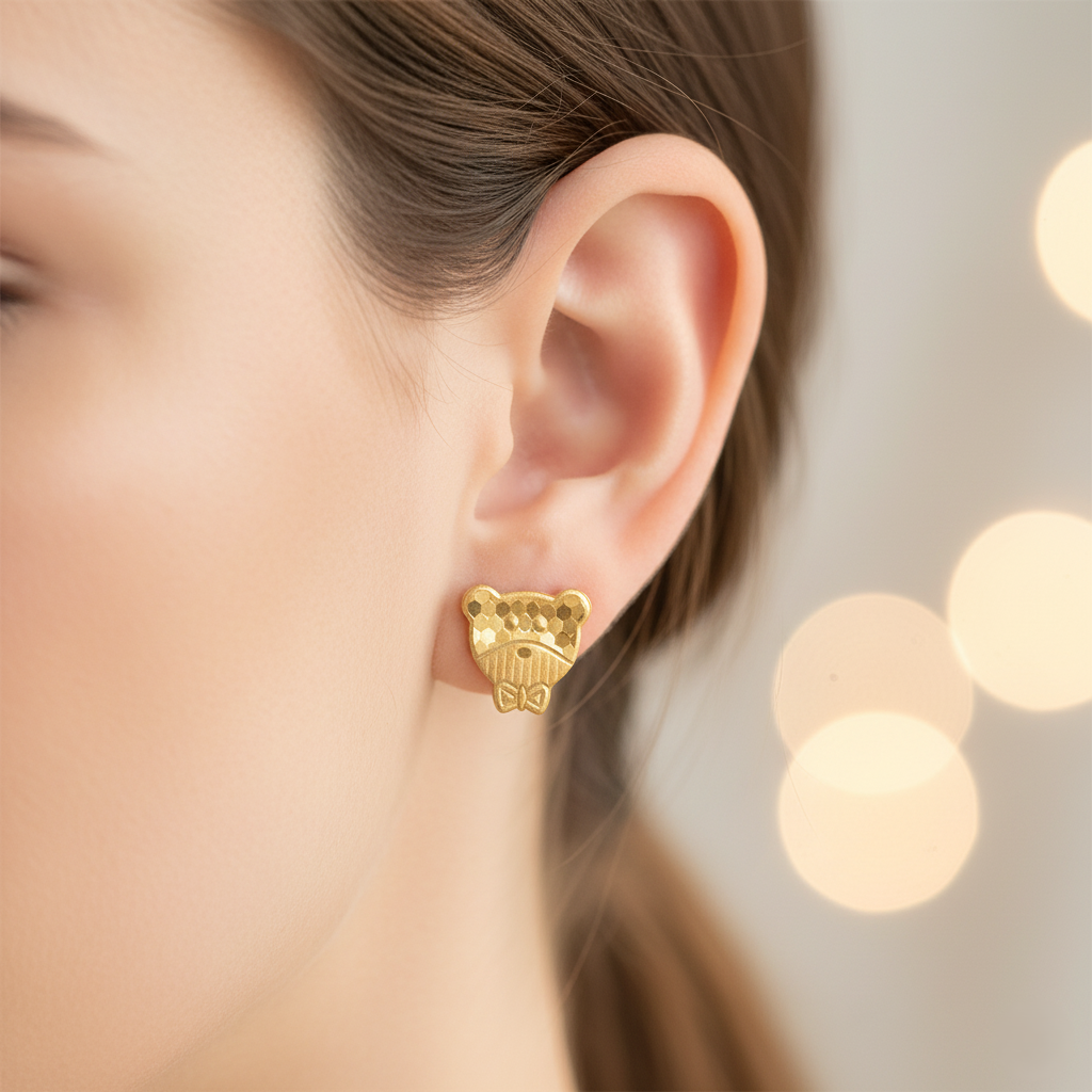 916 Gold Earring – Crushed Ice Bear (碎碎冰熊)