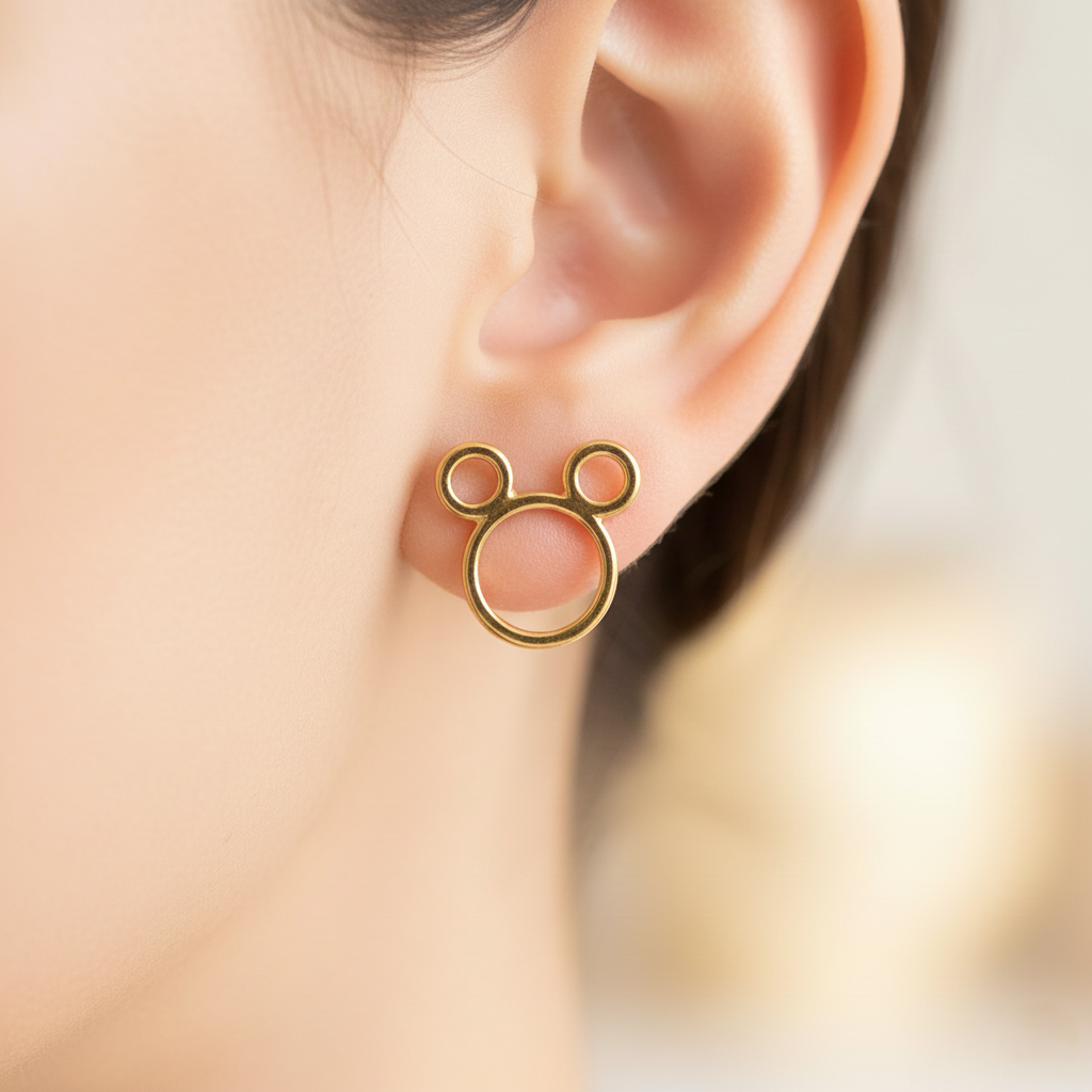 916 Gold Earring – Hollow Mickey Mouse Face (镂空米奇老鼠脸)