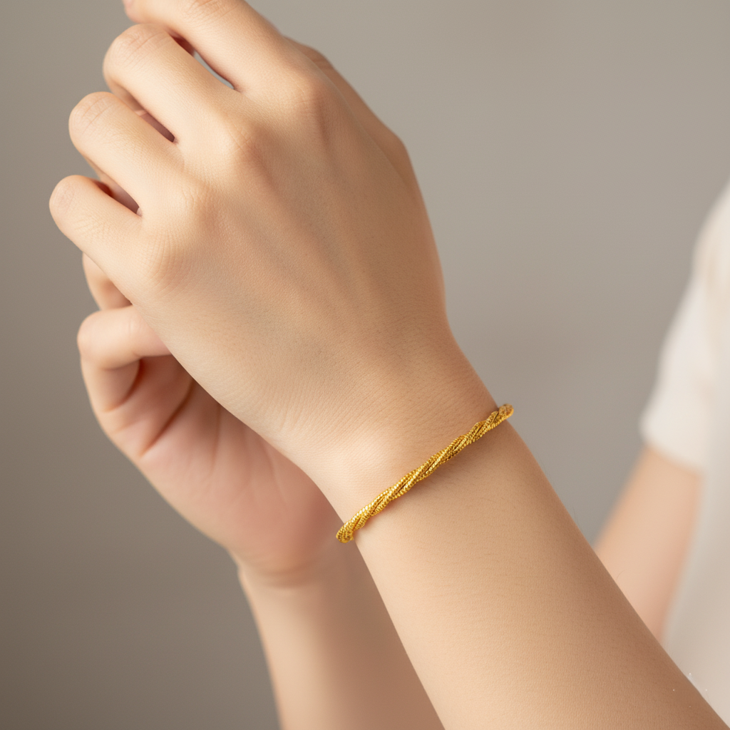 916 Gold Bangle – Italic