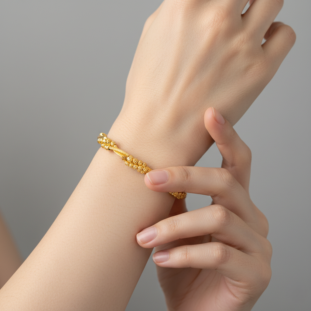 916 Gold Bangle – Italic Pintar